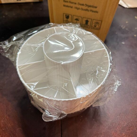 Diesisa 5 Slot Make up Brushes White Cup 360° Rotating Makeup Bru sh Holder - Picture 2 of 5